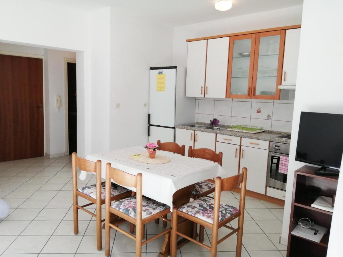 Apartments Ria Baška Voda Екстериор снимка
