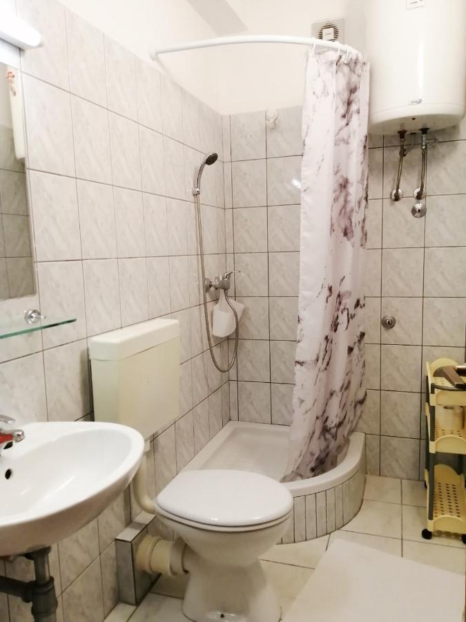 Apartments Ria Baška Voda Екстериор снимка