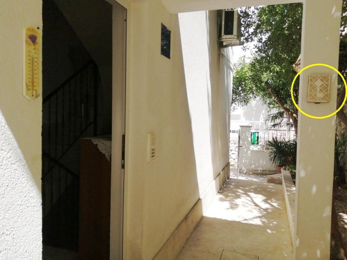 Apartments Ria Baška Voda Екстериор снимка