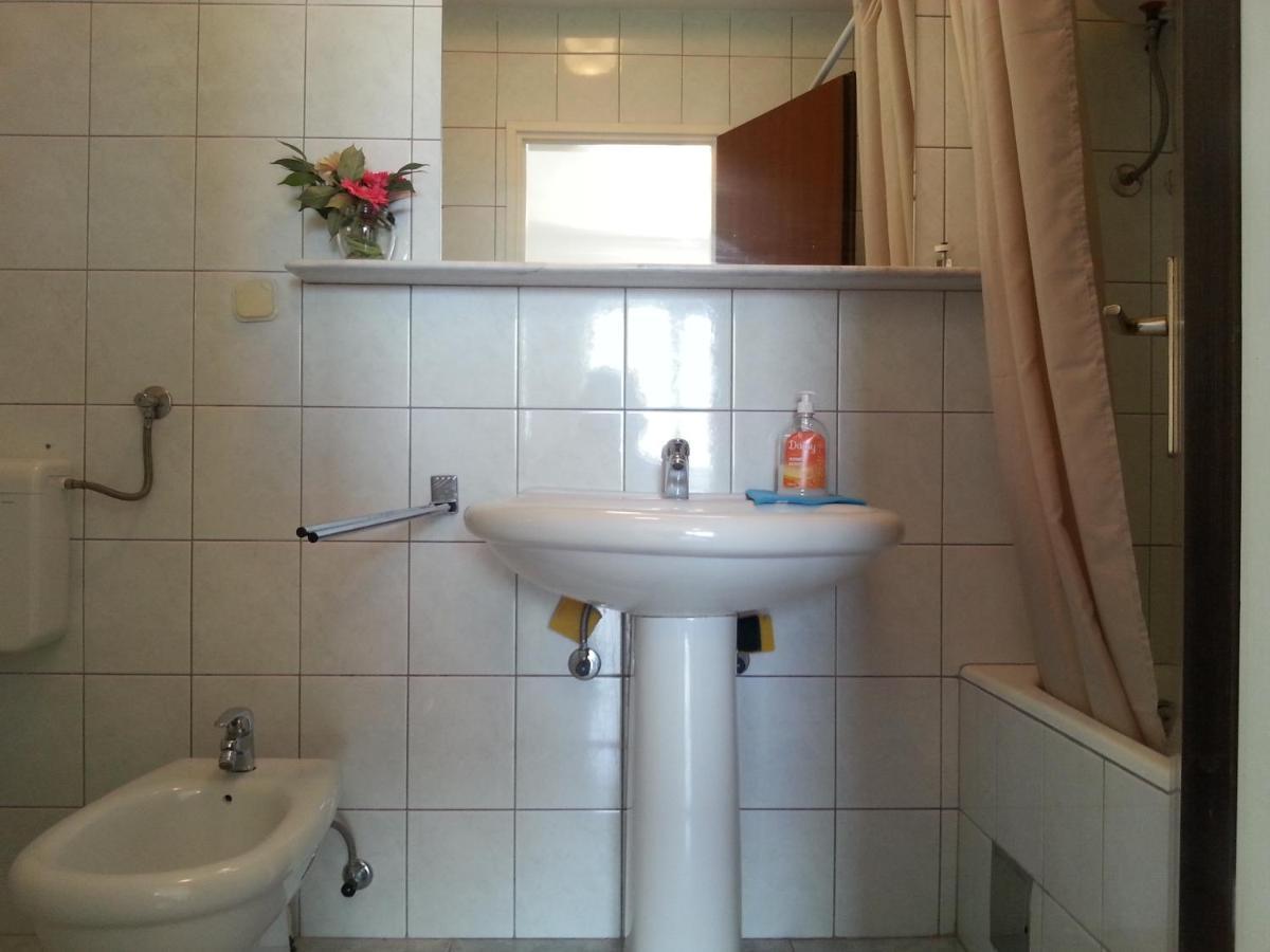Apartments Ria Baška Voda Екстериор снимка