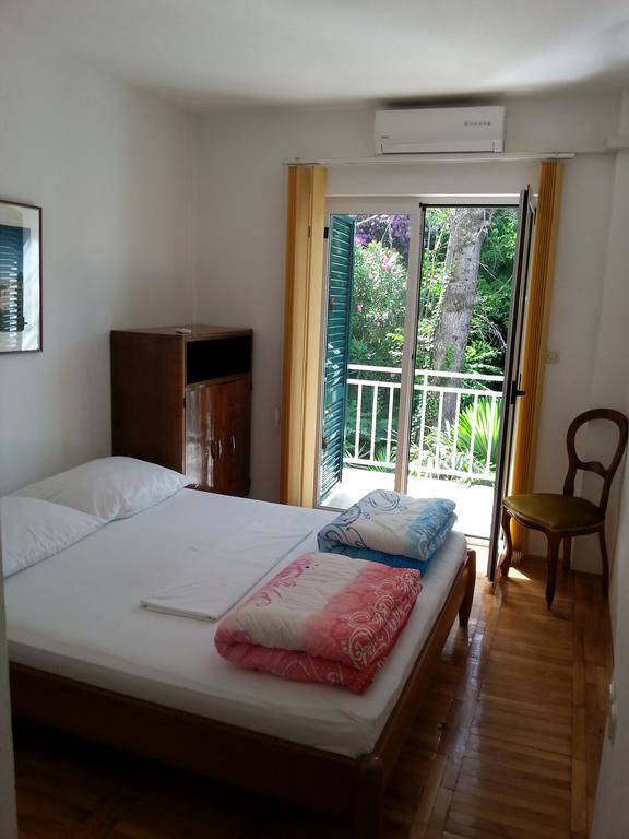Apartments Ria Baška Voda Екстериор снимка