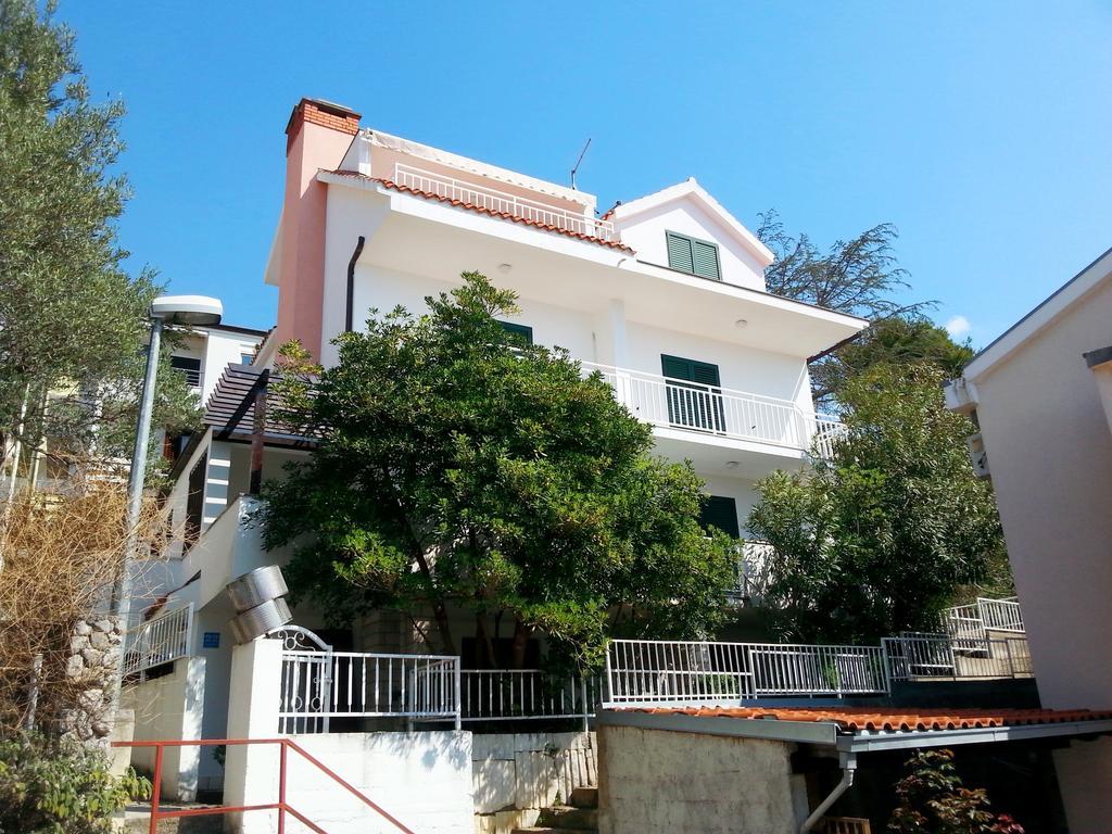 Apartments Ria Baška Voda Екстериор снимка