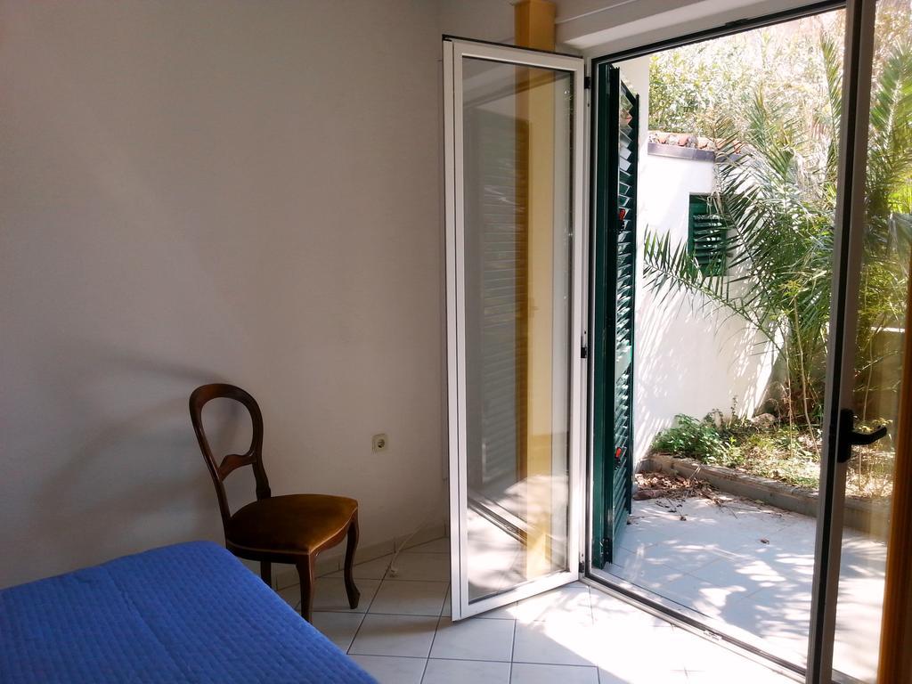 Apartments Ria Baška Voda Екстериор снимка