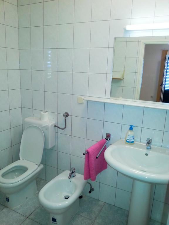 Apartments Ria Baška Voda Екстериор снимка