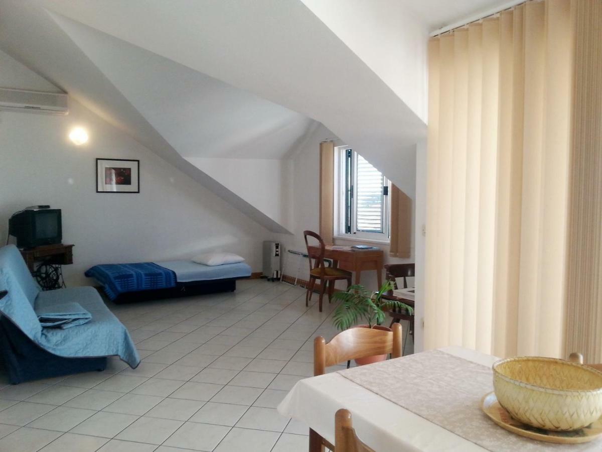 Apartments Ria Baška Voda Екстериор снимка